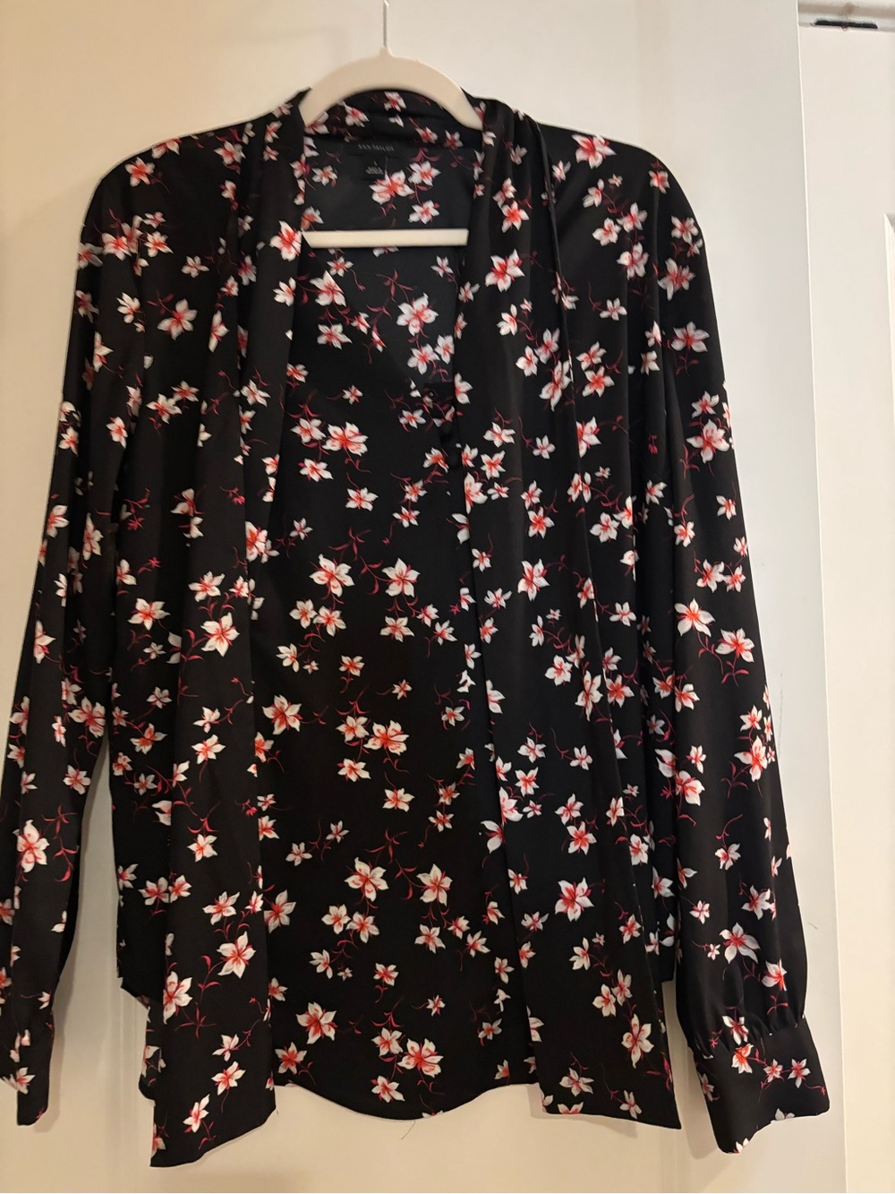 Ann Taylor Black Floral Button-Down Shirt